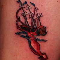 Simpático tatuaje el pulpo atacando la nave en color rojo