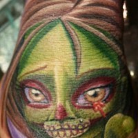 Tatuaje la zombi llorando