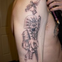 Great tattoo in egyptian style on back - Tattooimages.biz