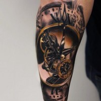 Unbelievable very detailed mechanic old clock tattoo on arm