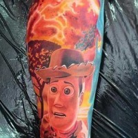 Ungewöhnliche Apokalypse farbiges Bein Tattoo mit Toy Story Cowboy Held