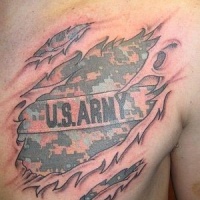 Tatuaggio simpatico sul petto US ARMY