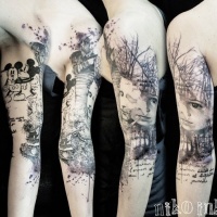 Tatuaje negro blanco en el brazo,
diseño de personas y bosque