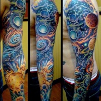 eccezionale colorato spazio profondo tatuaggio pieno di braccio