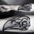 Tatuagem de antebraço de tinta preta de estilo 3D de crânio animal