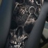 Tatuaje de antebrazo muy detallado de estilo 3D del viejo cráneo humano con cruz antigua
