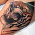 Estilo 3D tatuagem muito detalhada de tigre assustador demoníaco