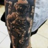 Tatuaje en el brazo, astronauta 3d negro blanco