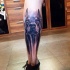 bello cane Doberman tatuaggio su stinco di uomo