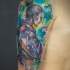 Grande tatuaggio samurai colorato sulla spalla