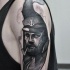 astratto stile inchiostro nero ritratto di marinaio tatuaggio su braccio