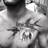 Peito de tinta preta estilo Art por Inez Janiak tatuagem de família com pássaros e letras