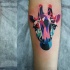 attraente colorato testa di giraffa tatuaggio