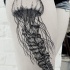 incredibile realistico medusa tatuaggio sulla coscia