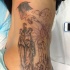 Tatuaje en el costado,  ángel en el cementerio, dibujo inacabado
