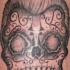 Tatuaje de la calavera con peinado
