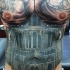 Schwarzes Brust Tattoo mit großer dunkler Kathedrale