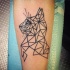 Tatuagem de antebraço de estilo geométrico de tinta preta de gato