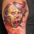cartone animato donna orribile zombie mostro tatuaggio su spalla