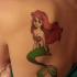 Tatuaje en la espalda,
 sirena graciosa  favorita