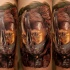 Farbiges im Horror Stil Tattoo mit gruseliger Frau in der Maske