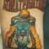 colorato cavaliere  su moto tatuaggio