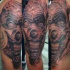 pazzo spaventoso pagliaccio tatuaggio sul braccio