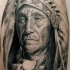 ritratto dettagliato di nativo americano capo  tatuaggio