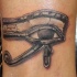 Tatuaje en la pierna, ojo de horus