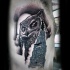 Lustige im Illustration Stil schwarze Eule Tattoo am Seite mit dunklem Tempel