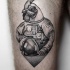Tatuaggio alla coscia in stile dotwork dall'aspetto buffo all'astronauta di pollo