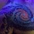 Tatuaje en el pecho,  cosmos impresionante, tinta ultravioleta
