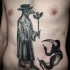Tatuagem de barriga de estilo blackwork grande de médico de praga com cobra