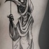 Linework estilo assustador procurando tatuagem de médico peste