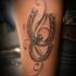 Tatuaje  de dos herraduras lindas para buena suerte
