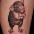 Tatuaje  de rata gris encantadora