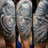 magnifico quadro nero e bianco grande spazio tatuaggio a mezza manica