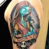 Tatuaje en el hombro, 
chica preciosa de Pesadilla antes de Navidad