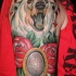 Tatuaggio stilizzato sul braccio l'orso polare & le rose