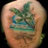 albero di palma a bordo del mare tatuaggio