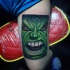 Foto förmiges Arm Tattoo mit Hulks Gesicht