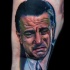 Portrait Stil farbiges Bein Tattoo mit Roberts De Niro Gesicht