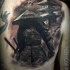 La vida real como tatuaje de media espalda de color pintado creativo del guerrero samurai cerca de la casa grande