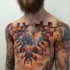 Tatuaje en el pecho, 
cosmos excelente profundo con cubos volumétricos