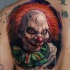 super realistico spaventoso pagliaccio tatuaggio sulla schiena