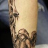 tatuaggio angelo difende la bimba