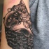 Deux chats dans le panier tatouage à l'encre noir