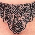 modello stile celtico nero tatuaggio