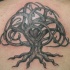 Tatuaje negro de árbol de la vida