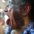 Le tatouage fou sur le visage